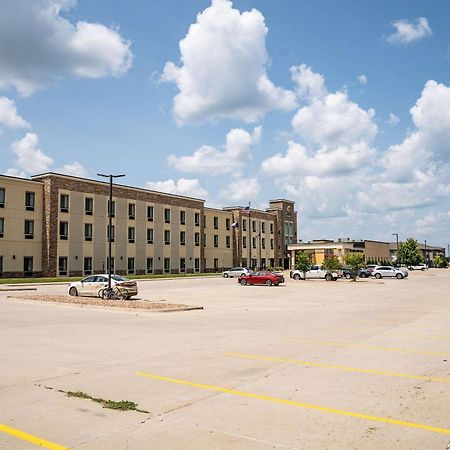 Comfort Suites University Брукингс Экстерьер фото