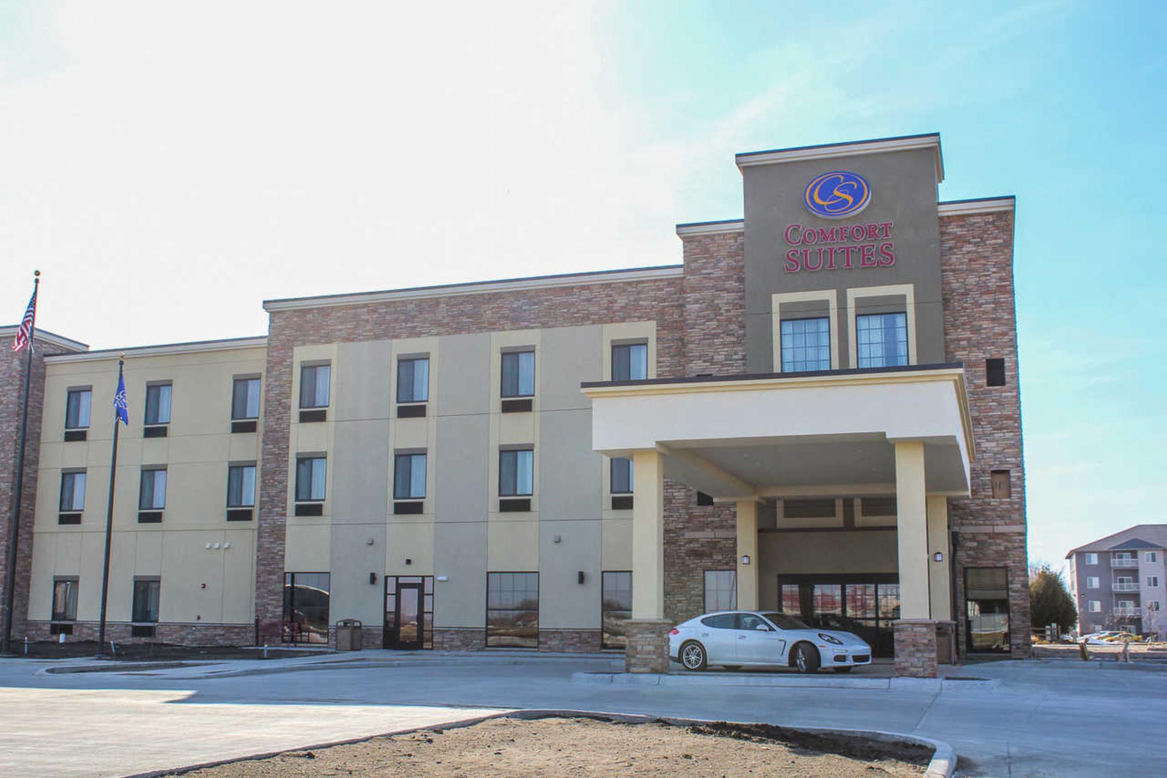 Comfort Suites University Брукингс Экстерьер фото