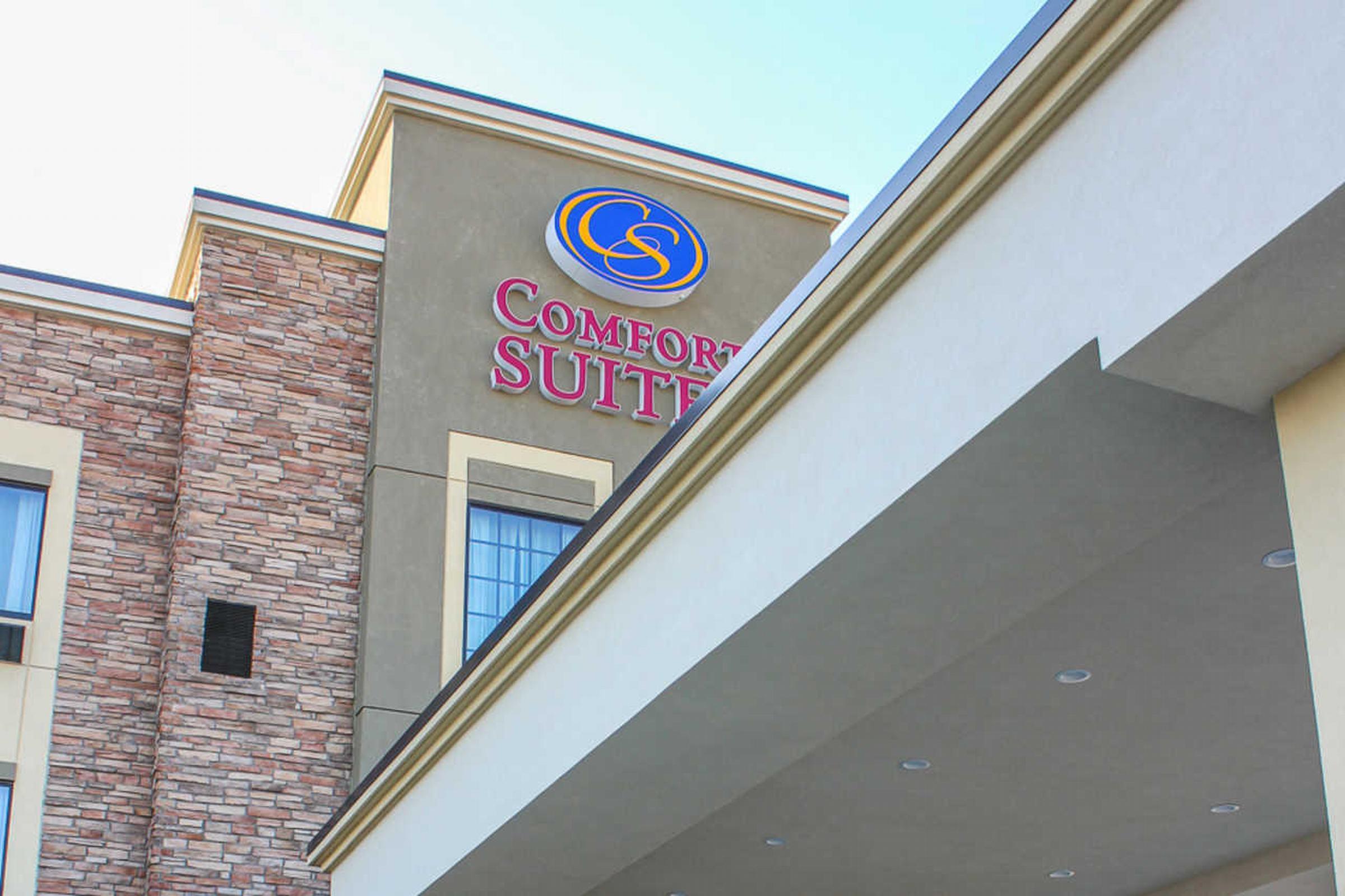 Comfort Suites University Брукингс Экстерьер фото