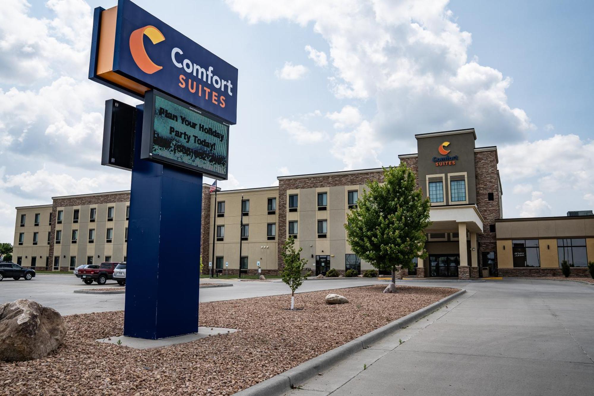 Comfort Suites University Брукингс Экстерьер фото