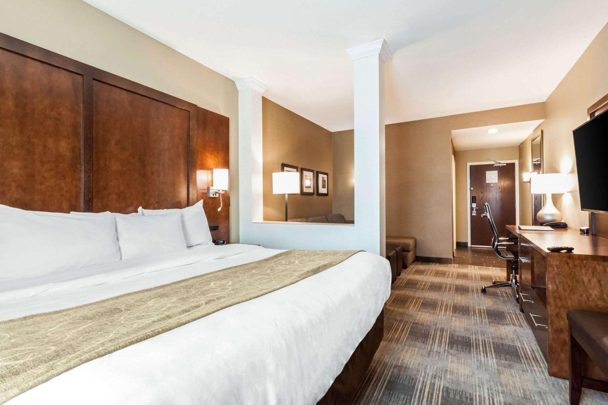 Comfort Suites University Брукингс Экстерьер фото
