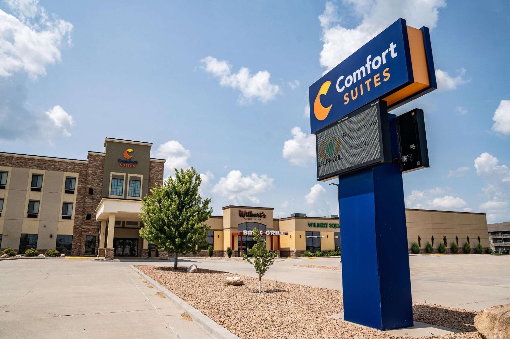 Comfort Suites University Брукингс Экстерьер фото